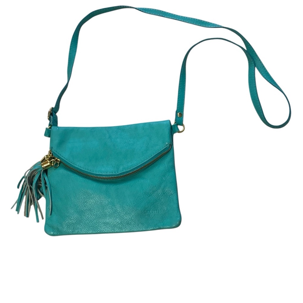 Vere Pella Crossbody Bag with Adjustable Strap